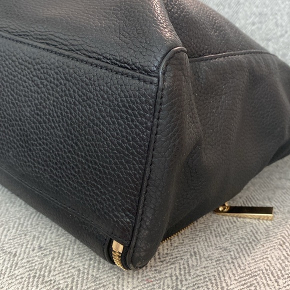 Michael Kors Hobo Bag - Picture 5 of 10